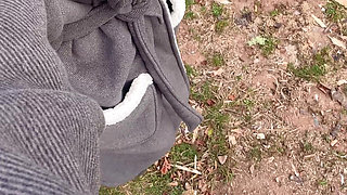 Hana Sexy Walk From Bedroom to Garden Make Her Flood