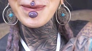 Anuskatzz Gets a Stainless Steel Dildo to Shove up Her Ass