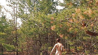 Outdoor anal fun with a perfect girl
