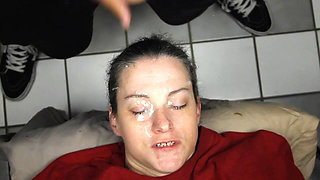 Dirty Dees This Girl Loves Cum on Her Face