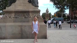 Izzy Nude In Barcelona