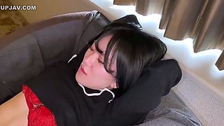 [Face Revealed] [Gonzo] [Creampie] A Young Gal Wife Runs