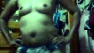 Filipina MILF Helps a Man Cum on Webcam