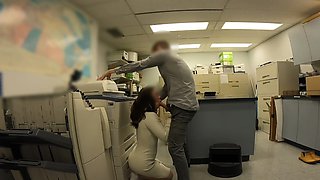 Office Secretary's Naughty Lunch Break: Cock & Cumshot