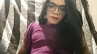 Indian sissy crossdresser stripchat live