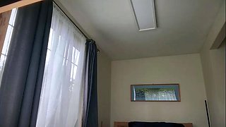 Big boob brunette masturbates on webcam