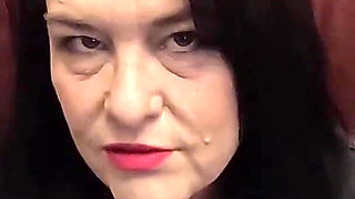 I'm a Good Woman Walking Barefoot