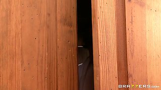 You Want Us To Clean Your Dick? With Ariella Ferrera, Tyler Nixon, Jynx Maze - Brazzers