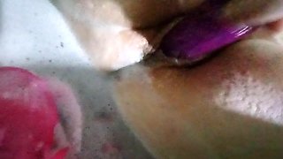 My Wet and Hot Pussy, Full of Foam Fucks with My Giant 28cm Dildo