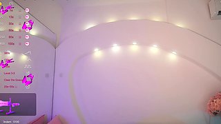 Love Chat Big Boobs Brunette Masturbating For Cam