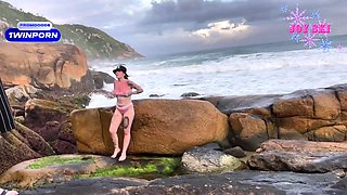 Fucking rock hard on the beach, she likes the fat knob and