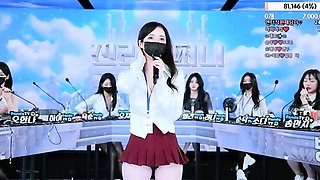 Asian schoolgirl enjoy group sex