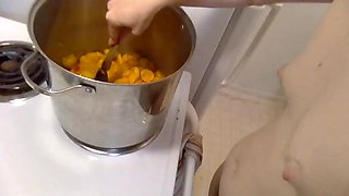 Rockin Bush Redhead JAMS OUT NAKED! Naked in the Kitchen Episode 44