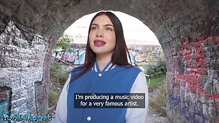 Public agent enormous lips Big Tits Pov Blowjob fucking porno beautiful stranger with perfect figure