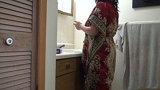 Horny Stepmother Asked Me to Lick Her Juicy Mature Pussy in the Bathroom