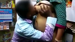Indian aunty fucked in shop