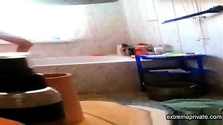 Spying my naked curvy stepmom in the bathroom