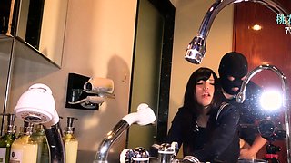 Cute Japanese teen blowjob