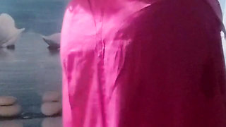 Desi housewife nahate hue Hd video Leake