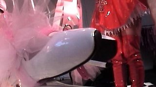 Slutty amateurs sucking cocks in group sex party