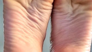 Amateur hottie solo masturbation