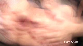 Naked Barefoot wet, Vivian lola, 5on1, Anal Fisting, ATM, Balls