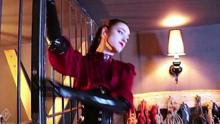 Cfnm femdom fetish hottie