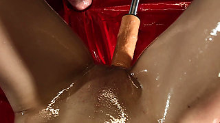 Fuck Machine and Oily Pussy