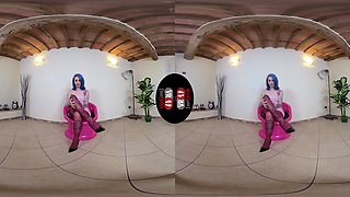 Mouth-Watering Denise Gives You The Hottest Foot Tease; Wild Babe Foot Fetish Vr
