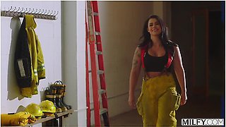 Ultimate Milf Eva Angelina Takes On 6 Cocks In Epic Gangbang