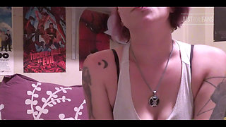 Relaxing Slutty Smoke