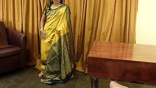 Busty Indian Aunty Fucked Hard in Saree - Big Tits & Big Ass Desi Bhabhi
