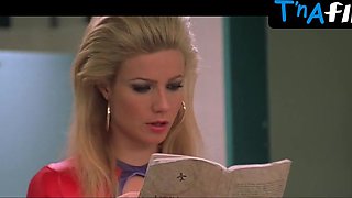 Gwyneth Paltrow Donk, Milk cans Vignette in Look From The Top