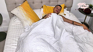 Mom-in-law Enjoys her Son-in-law's Cock while Pretending to be his Girlfriend in the Bed - Savannah WatsoN