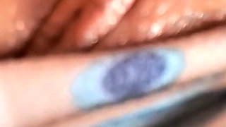 Latina masturbates until she squirts