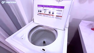 Solterona Encuentra Excusas Para Follarse Al Plomero De Verga Enorme - Tommy Verga