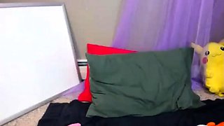 Amateur Big Boobs jerks Big Dick