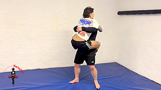 Kourtneyinked Wrestles Pathetic Guy