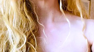 Close up MiLF getting it in the ass