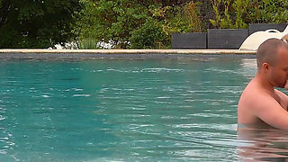 My Darling Fucks Me in the Pool of the Villa!