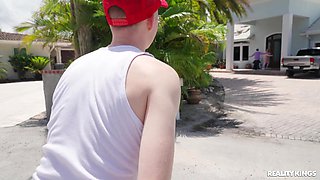 Lil Humpers - Parkouring Her Pussy 1 - Lila Lovely