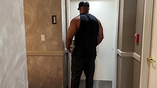 Hotel Hook up & Creampie by BBC Stud Big Tre