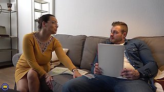 Horny Milf Tries To Cure Her Stepsons Gaming Addiction