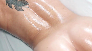 Cute MILF Gets Her Juicy Ass Oiled and Fucked After a Massage