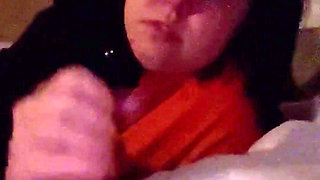 18 Year Old Gives BJ at Night