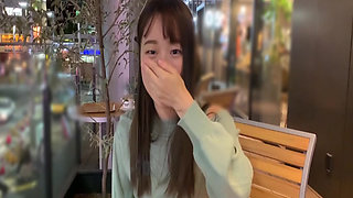 A053G05 An innocent girl with an innocent tongue-in-cheek way of speaking is greedy for eroticism! Frenzied gonzo SEX where you expose yourself at a love hotel and with individual shots!