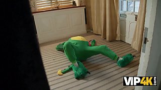 Vip4k. a role-playing game with daddy completes with a moneyshots on her sexy figure