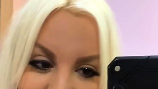 amateur little izzi flashing ass on live webcam