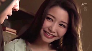 05344 married woman x sweaty