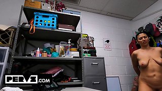 Tips with black hair phat ass white girl Queenie Sateen
